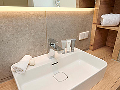 Bachhof Resort, Ferienwohnung Badezimmer